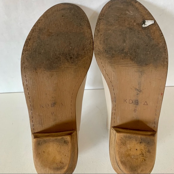 Kelsi Dagger Cream Low Booties - Picture 6 of 11